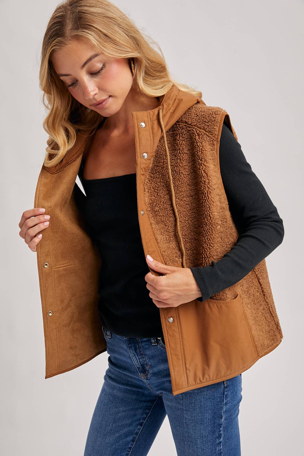 The Briar Sherpa Hooded Vest