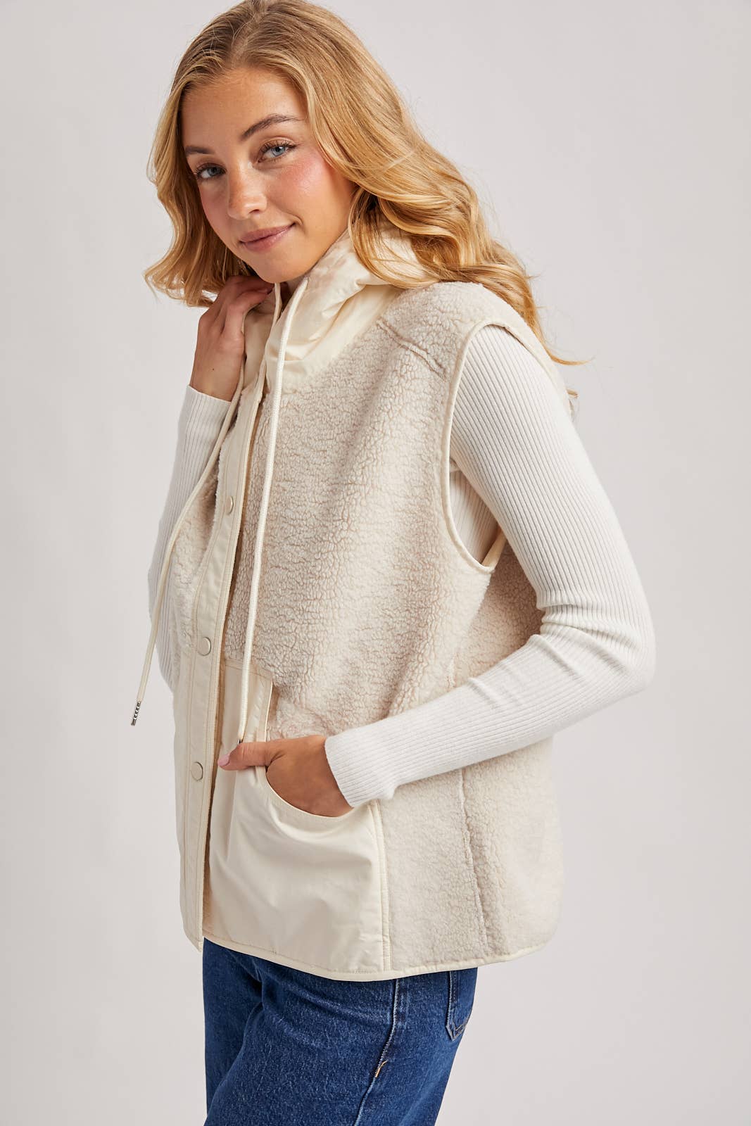 The Briar Sherpa Hooded Vest