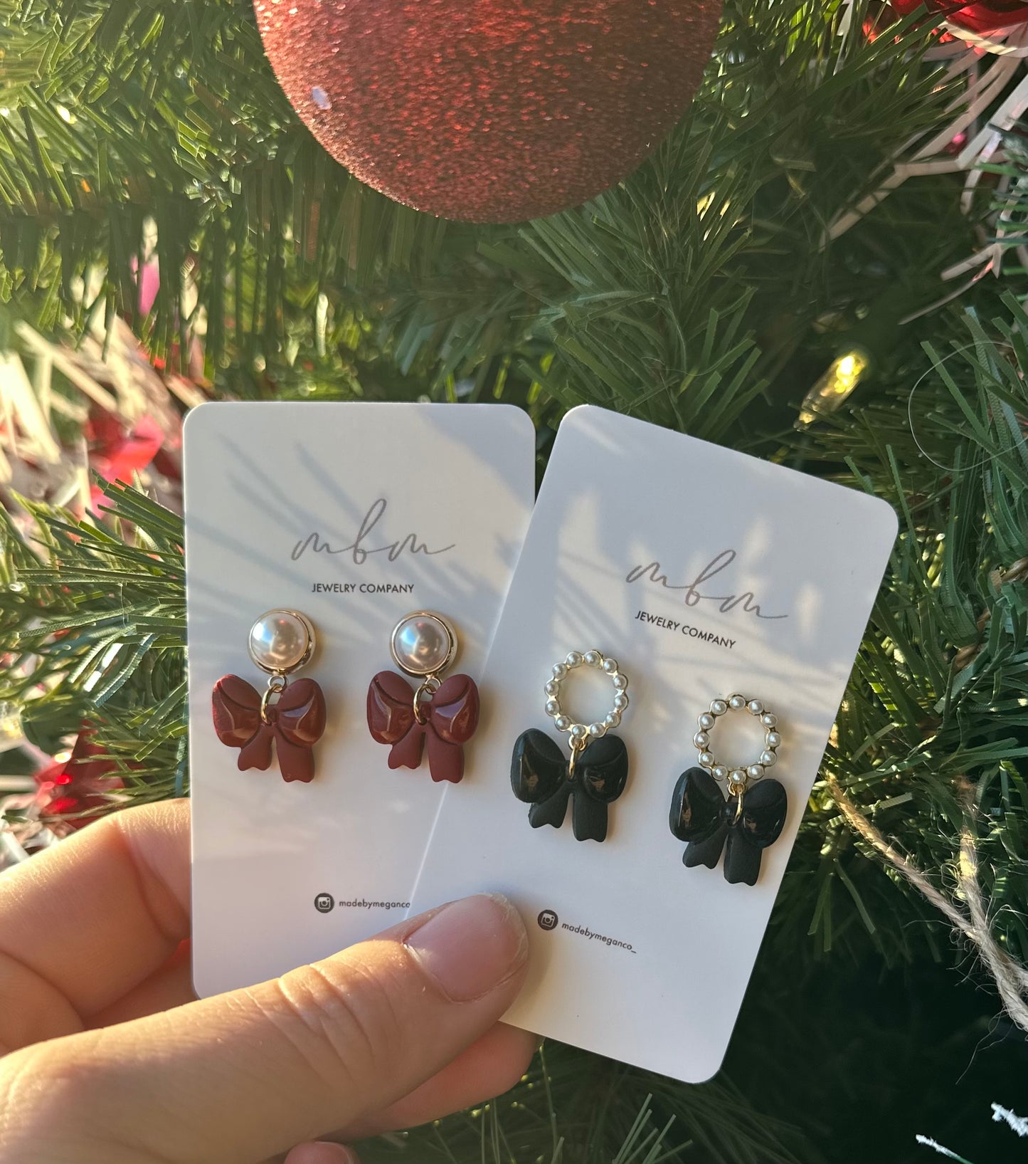Bow earrings